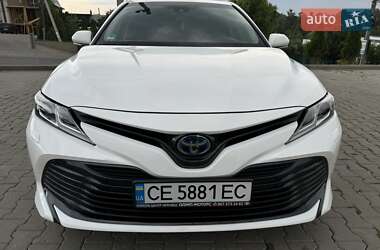 Седан Toyota Camry 2019 в Черновцах