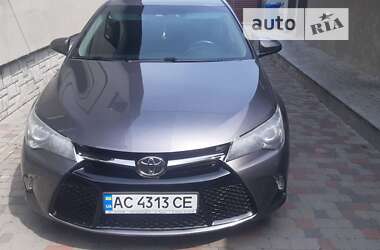 Седан Toyota Camry 2016 в Володимир-Волинському