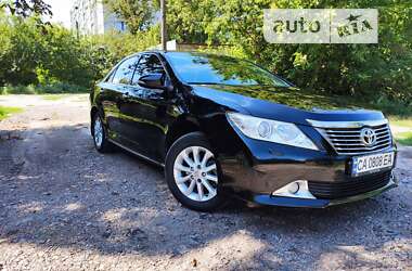 Седан Toyota Camry 2011 в Черкассах