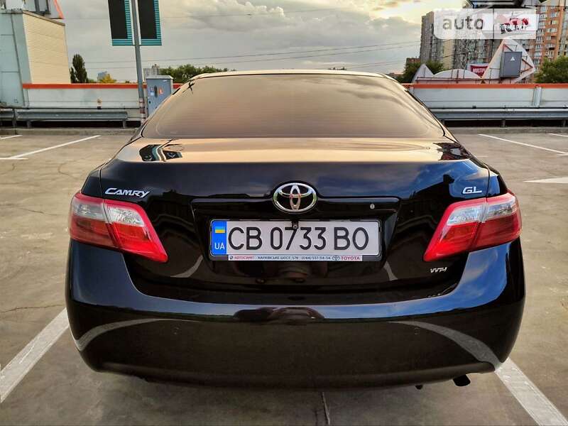 Седан Toyota Camry 2009 в Києві