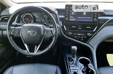 Toyota Camry 2022