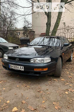 Седан Toyota Camry 1992 в Житомирі