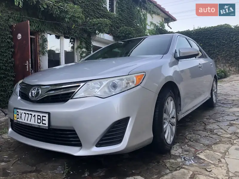 Toyota Camry 2011