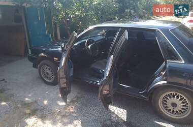 Седан Toyota Camry 1989 в Дніпрі