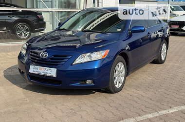 Седан Toyota Camry 2007 в Чернівцях