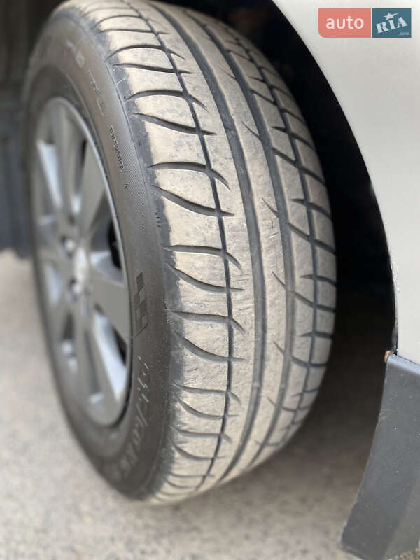 Седан Toyota Camry 2006 в Харькове