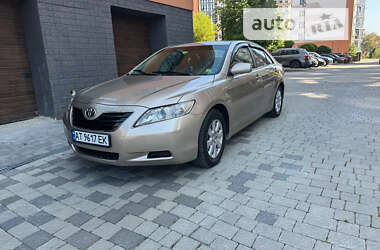 Седан Toyota Camry 2007 в Ивано-Франковске