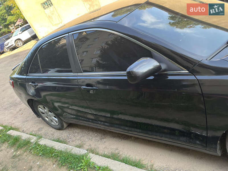 Седан Toyota Camry 2007 в Сумах