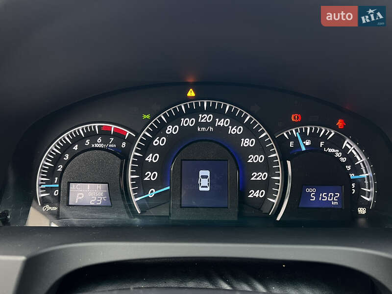 Седан Toyota Camry 2012 в Києві