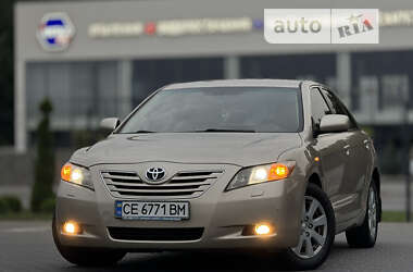 Седан Toyota Camry 2007 в Черновцах