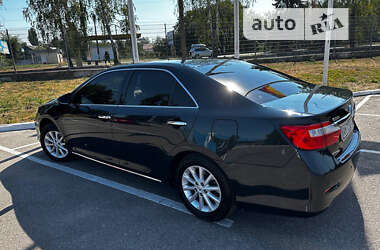 Седан Toyota Camry 2012 в Житомире