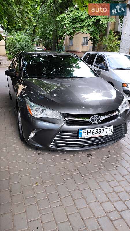 Седан Toyota Camry 2015 в Одессе