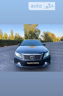 Седан Toyota Camry 2012 в Білій Церкві