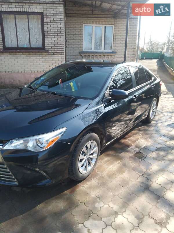 Седан Toyota Camry 2016 в Кременці