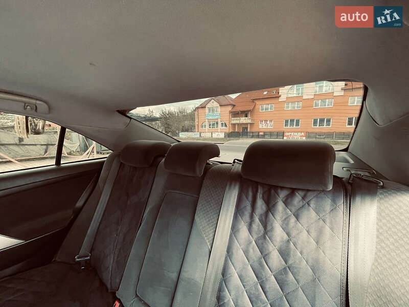 Седан Toyota Camry 2008 в Солотвине