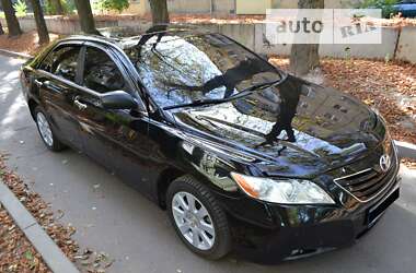 Седан Toyota Camry 2009 в Дніпрі