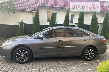 Седан Toyota Camry 2015 в Коломиї