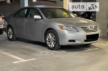 Седан Toyota Camry 2006 в Києві