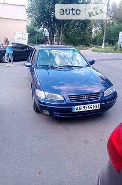 Седан Toyota Camry 1999 в Вінниці