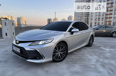 Седан Toyota Camry 2021 в Киеве