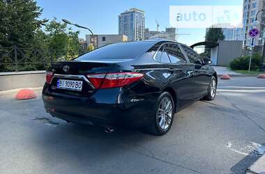 Седан Toyota Camry 2015 в Києві