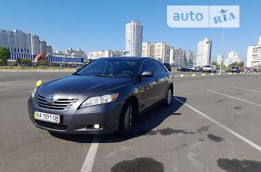 Седан Toyota Camry 2008 в Києві