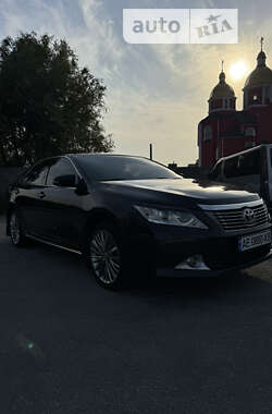 Седан Toyota Camry 2011 в Кам'янському