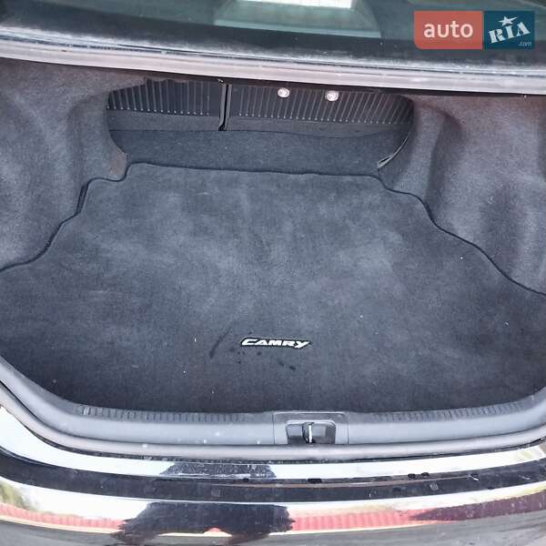 Седан Toyota Camry 2014 в Киеве