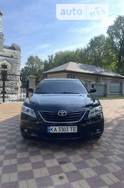 Седан Toyota Camry 2008 в Києві