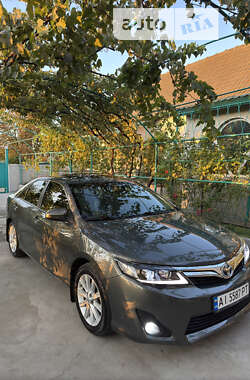 Седан Toyota Camry 2012 в Сараті