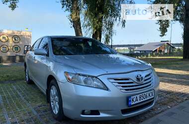 Седан Toyota Camry 2007 в Києві