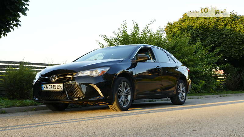 Toyota Camry 2016