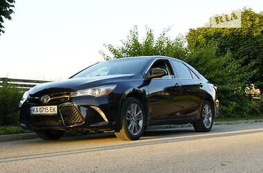 Седан Toyota Camry 2016 в 
