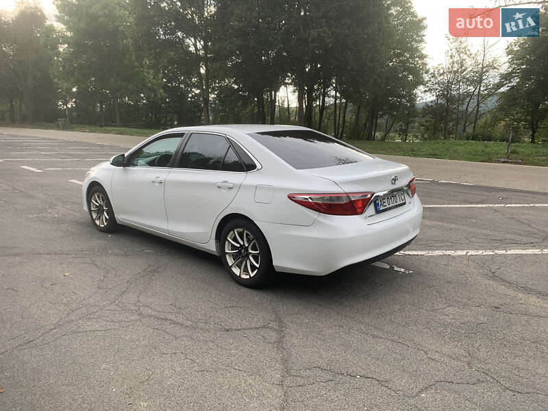 Седан Toyota Camry 2016 в 