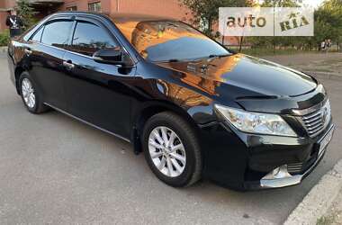 Седан Toyota Camry 2012 в Киеве