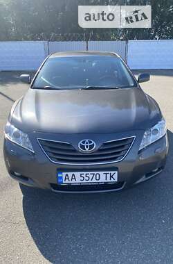 Седан Toyota Camry 2008 в Києві