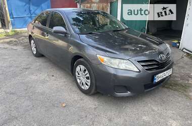 Седан Toyota Camry 2010 в Черноморске