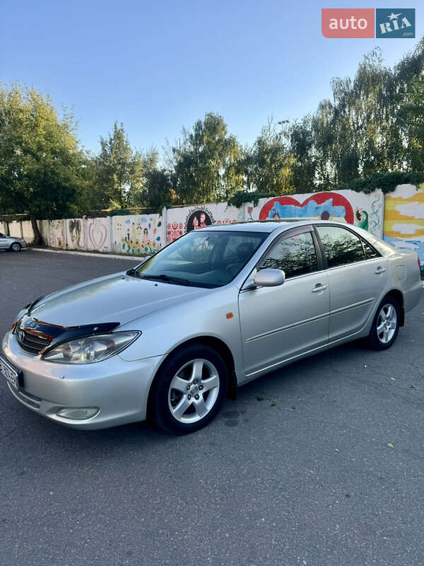 Седан Toyota Camry 2002 в Кременчуці