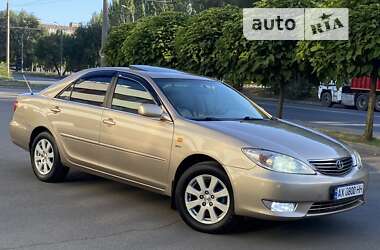 Седан Toyota Camry 2006 в Дніпрі