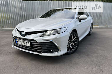 Седан Toyota Camry 2022 в Полтаве