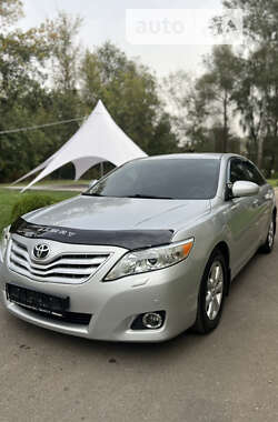 Седан Toyota Camry 2009 в Чернігові