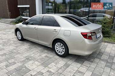 Седан Toyota Camry 2014 в Тячеве