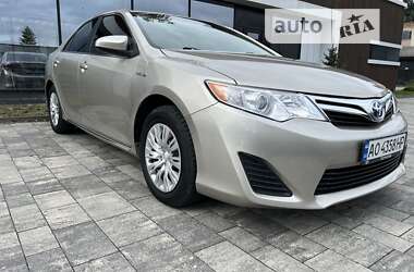 Седан Toyota Camry 2014 в Тячеві