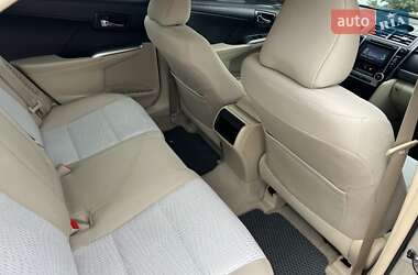 Седан Toyota Camry 2014 в Тячеве