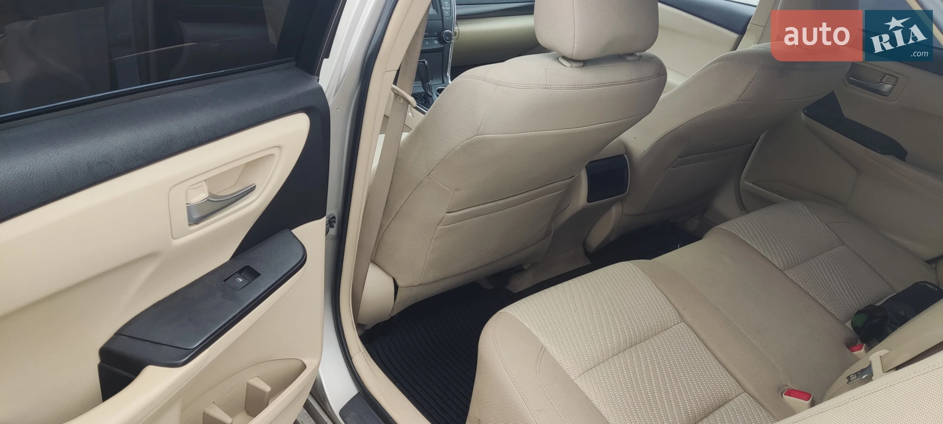2016 Toyota Camry - мініатюра 5