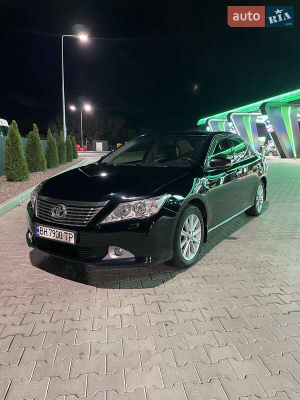 Седан Toyota Camry 2012 в Одессе