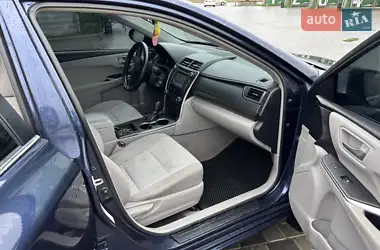 Toyota Camry 2016
