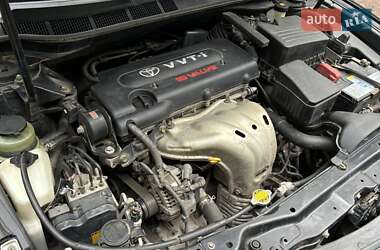 Седан Toyota Camry 2010 в 