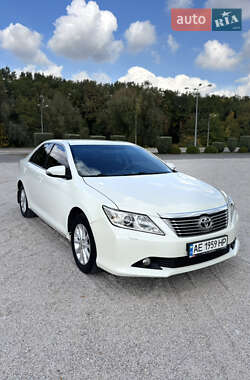 Седан Toyota Camry 2011 в Дніпрі