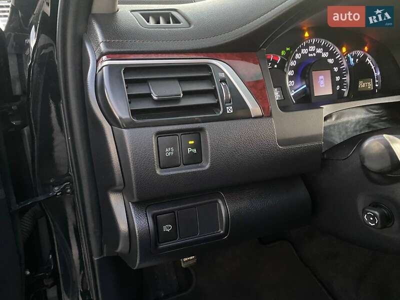 Седан Toyota Camry 2011 в Львове фото 11 Седан Toyota Camry 2011 в Львове